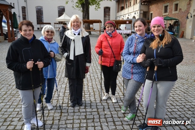 Zdjęcie w galerii na portalu naszraciborz.pl: V Zamkowy Jarmark kwiatów, żywności ekologicznej i rękodzieła na Zamku Piastowskim za nami  wiadomości z regionu