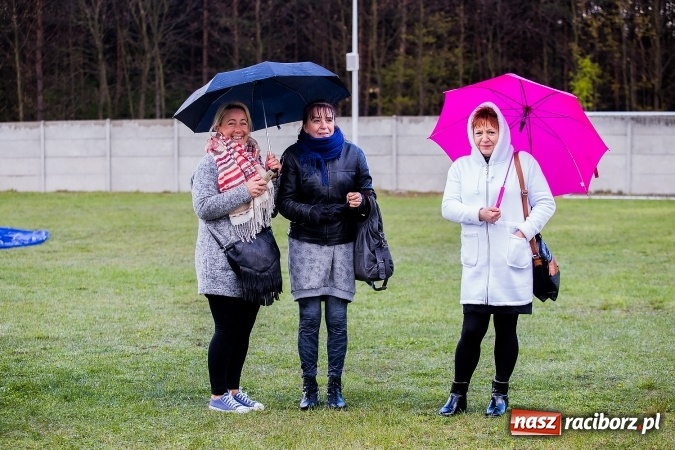 Zdjęcie w galerii na portalu naszraciborz.pl: Mateusz Wolnik zwycięzcą II P&oacute;łmaratonu Leśnego Rafamet 2017 w Kuźni Raciborskiej wiadomości z regionu