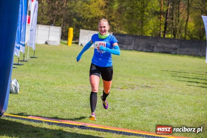 Zdjęcie w galerii na portalu naszraciborz.pl: Mateusz Wolnik zwycięzcą II P&oacute;łmaratonu Leśnego Rafamet 2017 w Kuźni Raciborskiej wiadomości z regionu