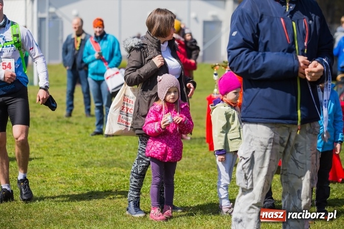 Zdjęcie w galerii na portalu naszraciborz.pl: Mateusz Wolnik zwycięzcą II P&oacute;łmaratonu Leśnego Rafamet 2017 w Kuźni Raciborskiej wiadomości z regionu