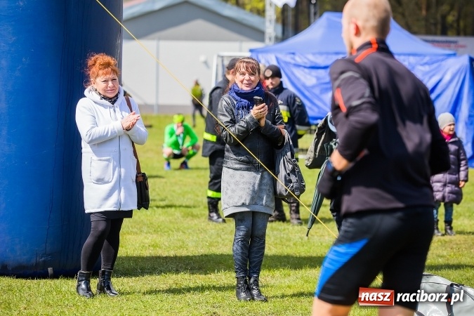 Zdjęcie w galerii na portalu naszraciborz.pl: Mateusz Wolnik zwycięzcą II P&oacute;łmaratonu Leśnego Rafamet 2017 w Kuźni Raciborskiej wiadomości z regionu