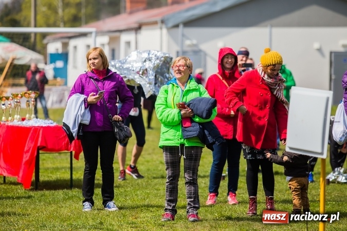 Zdjęcie w galerii na portalu naszraciborz.pl: Mateusz Wolnik zwycięzcą II P&oacute;łmaratonu Leśnego Rafamet 2017 w Kuźni Raciborskiej wiadomości z regionu