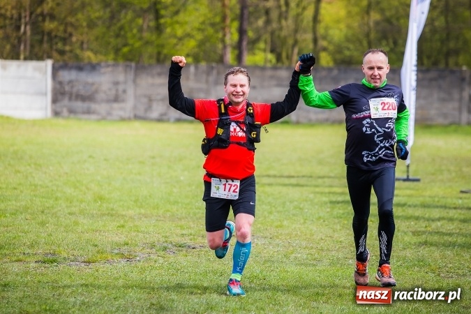 Zdjęcie w galerii na portalu naszraciborz.pl: Mateusz Wolnik zwycięzcą II P&oacute;łmaratonu Leśnego Rafamet 2017 w Kuźni Raciborskiej wiadomości z regionu