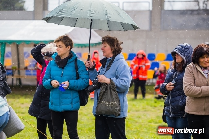 Zdjęcie w galerii na portalu naszraciborz.pl: Mateusz Wolnik zwycięzcą II P&oacute;łmaratonu Leśnego Rafamet 2017 w Kuźni Raciborskiej wiadomości z regionu