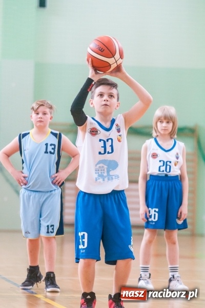 Zdjęcie w galerii na portalu naszraciborz.pl: Dwa zwycięstwa młodych koszykarzy Ofensywy wiadomości z regionu