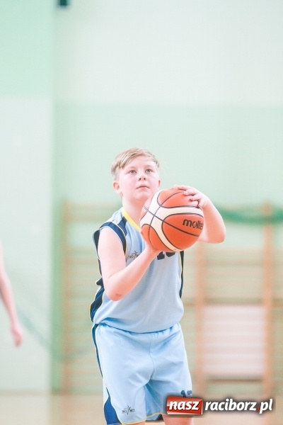 Zdjęcie w galerii na portalu naszraciborz.pl: Dwa zwycięstwa młodych koszykarzy Ofensywy wiadomości z regionu
