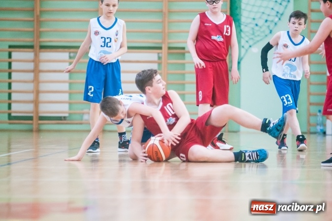 Zdjęcie w galerii na portalu naszraciborz.pl: Dwa zwycięstwa młodych koszykarzy Ofensywy wiadomości z regionu