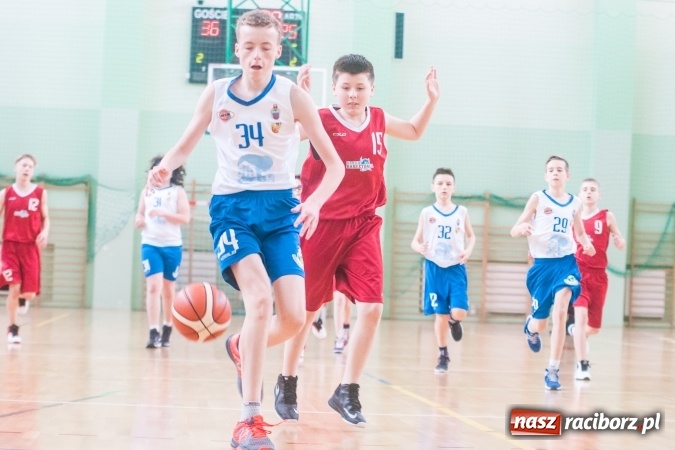 Zdjęcie w galerii na portalu naszraciborz.pl: Dwa zwycięstwa młodych koszykarzy Ofensywy wiadomości z regionu