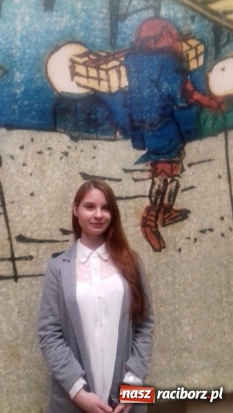 Zdjęcie w galerii na portalu naszraciborz.pl: Agnieszka Kowalska z ZSO nr 1 w Raciborzu finalistką Olimpiady Artystycznej wiadomości z regionu