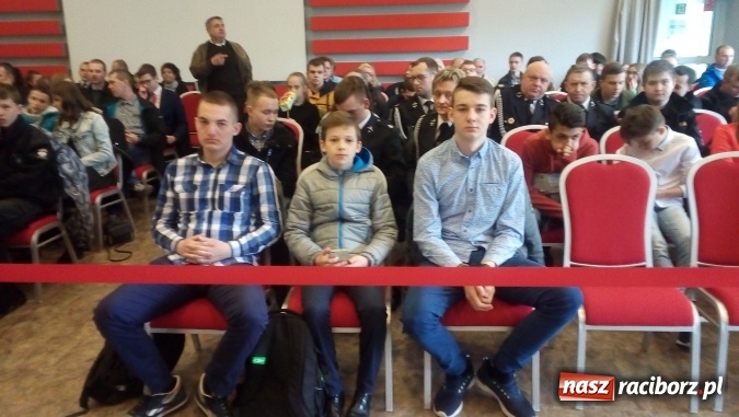 Zdjęcie w galerii na portalu naszraciborz.pl: Sukces przedstawicieli naszego powiatu w Og&oacute;lnopolskim Turnieju Wiedzy Pożarniczej wiadomości z regionu