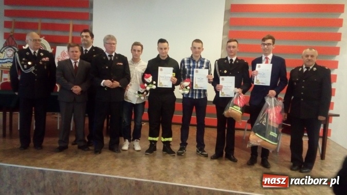 Zdjęcie w galerii na portalu naszraciborz.pl: Sukces przedstawicieli naszego powiatu w Og&oacute;lnopolskim Turnieju Wiedzy Pożarniczej wiadomości z regionu