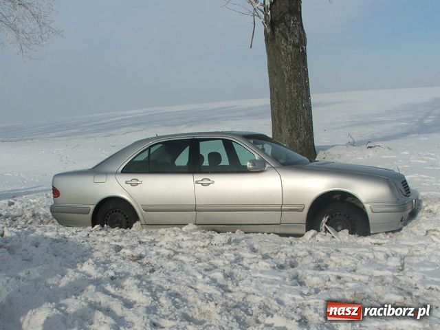 Zdjęcie w galerii na portalu naszraciborz.pl: Karambol pod Kietrzem wiadomości z regionu