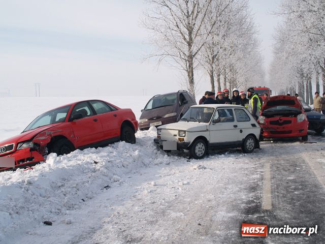 Zdjęcie w galerii na portalu naszraciborz.pl: Karambol pod Kietrzem wiadomości z regionu