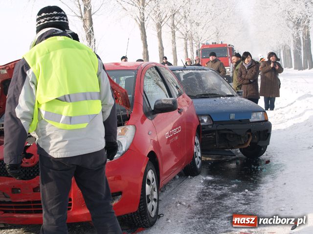 Zdjęcie w galerii na portalu naszraciborz.pl: Karambol pod Kietrzem wiadomości z regionu