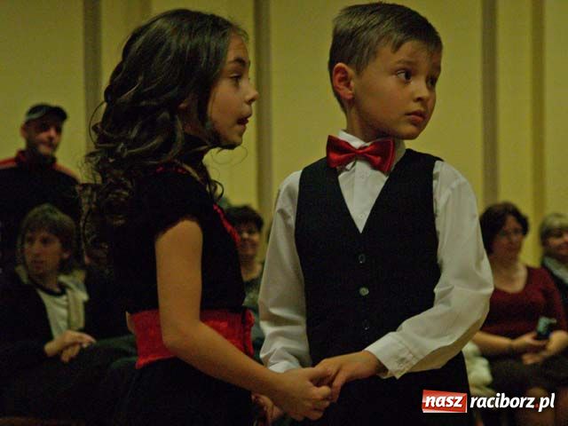 Zdjęcie w galerii na portalu naszraciborz.pl: Jackson na tanecznych prezentacjach wiadomości z regionu