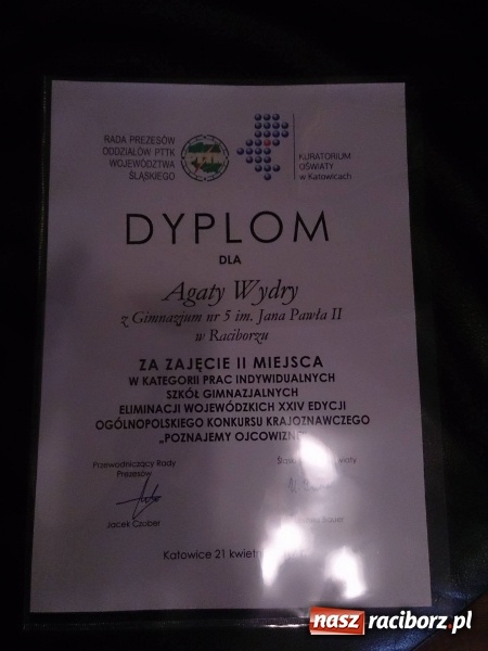 Zdjęcie w galerii na portalu naszraciborz.pl: Uczennice Gimnazjum nr 5 laureatkami wojew&oacute;dzkich eliminacji og&oacute;lnopolskiego konkursu krajoznawczego wiadomości z regionu