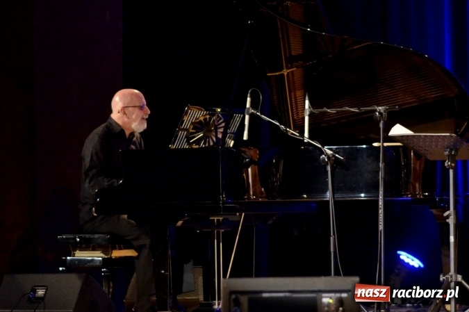 Zdjęcie w galerii na portalu naszraciborz.pl: Ballads for Ella - jazzowy wieczór w Raciborskim Centrum Kultury wiadomości z regionu