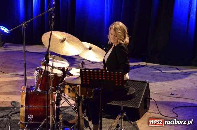 Zdjęcie w galerii na portalu naszraciborz.pl: Ballads for Ella - jazzowy wieczór w Raciborskim Centrum Kultury wiadomości z regionu