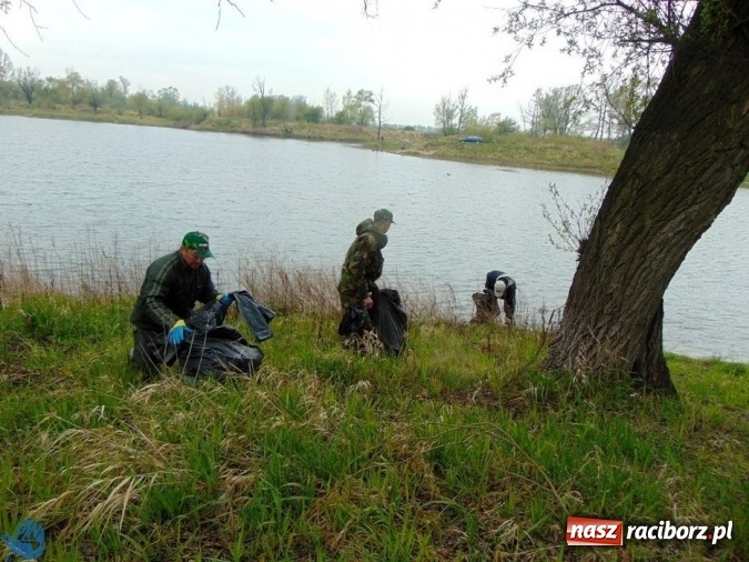 Zdjęcie w galerii na portalu naszraciborz.pl: Kolejna akcja sprzątania łowisk, tym razem w Sudole i Studziennej wiadomości z regionu