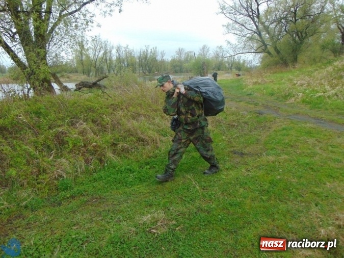 Zdjęcie w galerii na portalu naszraciborz.pl: Kolejna akcja sprzątania łowisk, tym razem w Sudole i Studziennej wiadomości z regionu