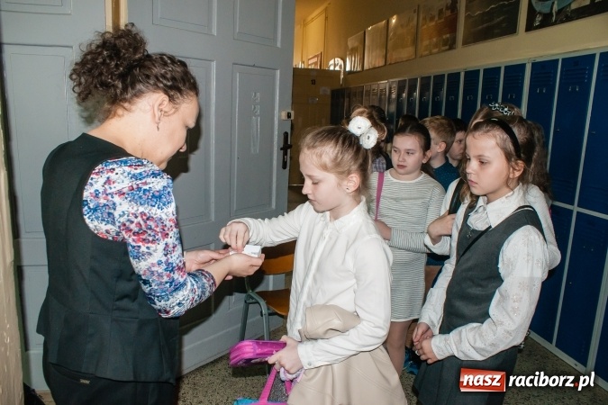 Zdjęcie w galerii na portalu naszraciborz.pl: VII Powiatowy Konkurs Języka Angielskiego za nami wiadomości z regionu