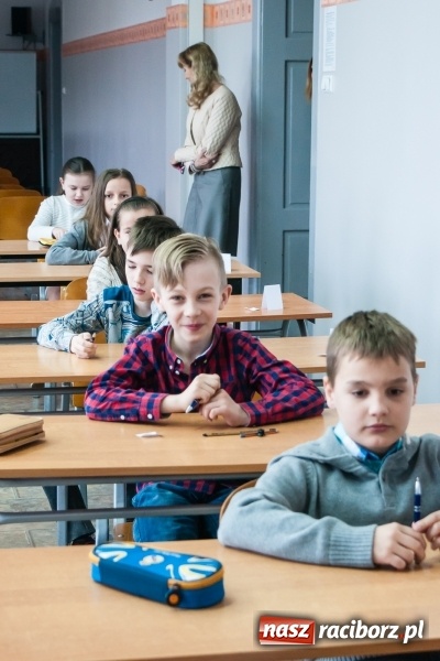 Zdjęcie w galerii na portalu naszraciborz.pl: VII Powiatowy Konkurs Języka Angielskiego za nami wiadomości z regionu