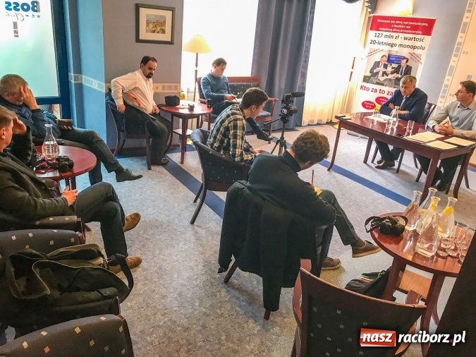 Zdjęcie w galerii na portalu naszraciborz.pl: Dariusz Ronin: Warszawa ma aferę reprywatyzacyjną a Racibórz ma śmieciową aferę prywatyzacyjną wiadomości z regionu