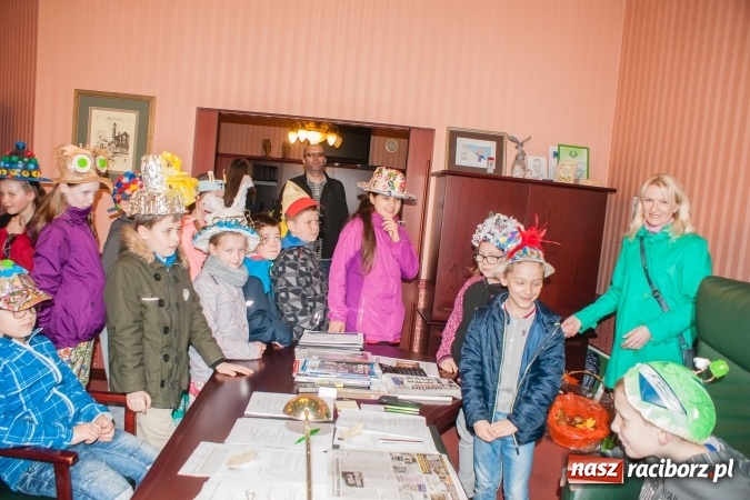 Zdjęcie w galerii na portalu naszraciborz.pl: Uczniowie SP13 obchodzili dziś Dzień Ziemi wiadomości z regionu