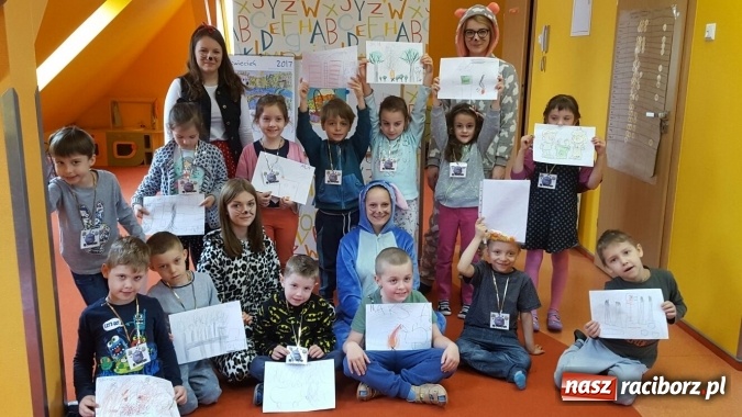 Zdjęcie w galerii na portalu naszraciborz.pl: Nie truj sąsiada - uczniowie CKZiU nr 1 edukują już w przedszkolu wiadomości z regionu