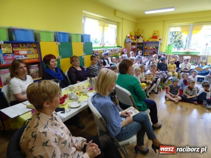 Zdjęcie w galerii na portalu naszraciborz.pl: Przebój z jajem w Przedszkolu w Nędzy wiadomości z regionu