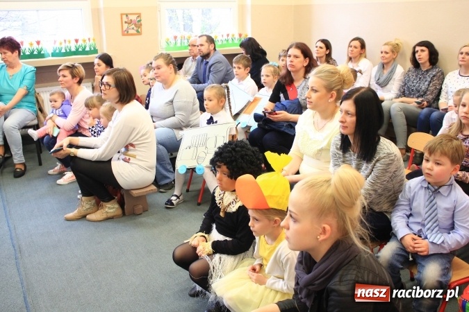 Zdjęcie w galerii na portalu naszraciborz.pl: Co w trawie piszczy? Tuwim! wiadomości z regionu