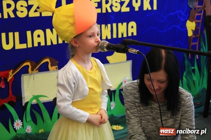 Zdjęcie w galerii na portalu naszraciborz.pl: Co w trawie piszczy? Tuwim! wiadomości z regionu