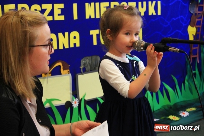 Zdjęcie w galerii na portalu naszraciborz.pl: Co w trawie piszczy? Tuwim! wiadomości z regionu