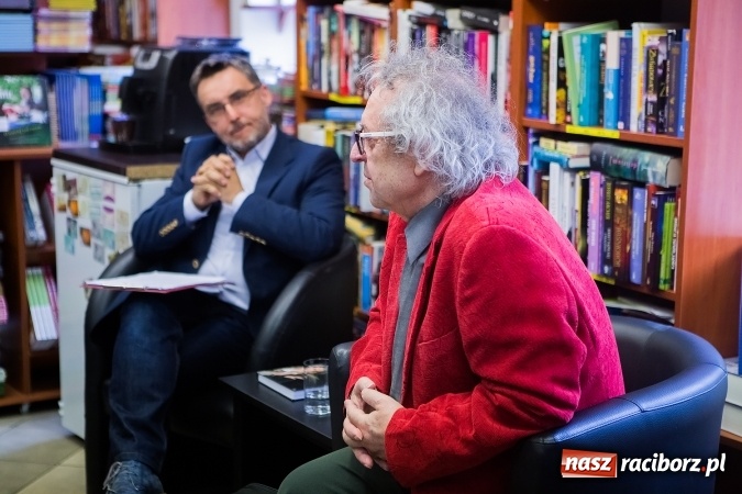 Zdjęcie w galerii na portalu naszraciborz.pl: Spotkanie autorskie z Tadeuszem Woźniakiem wiadomości z regionu