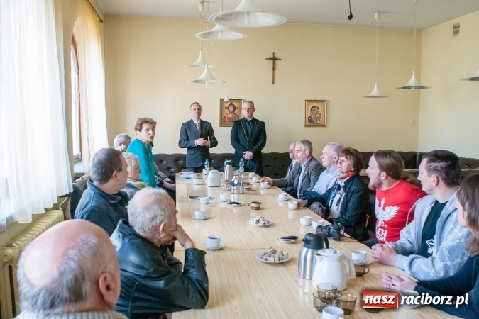 Zdjęcie w galerii na portalu naszraciborz.pl: Spotkanie z historykiem i dziennikarzem Wojciechem Kempą wiadomości z regionu