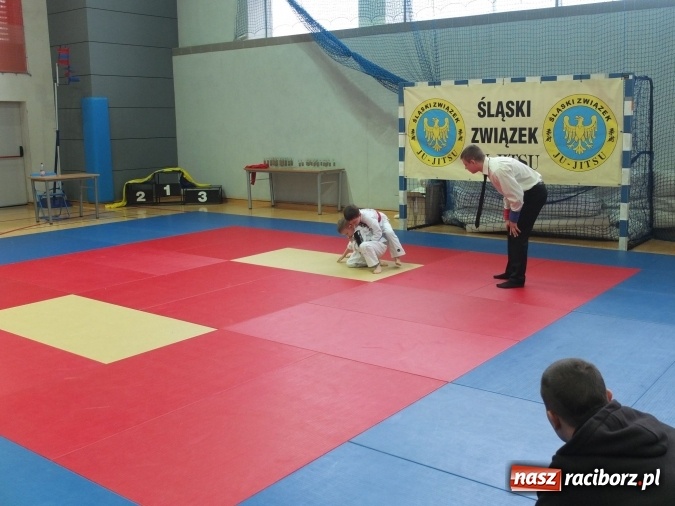 Zdjęcie w galerii na portalu naszraciborz.pl: Najmłodsi raciborzanie na katowickich matach  wiadomości z regionu