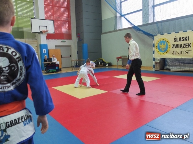Zdjęcie w galerii na portalu naszraciborz.pl: Najmłodsi raciborzanie na katowickich matach  wiadomości z regionu