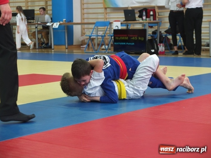 Zdjęcie w galerii na portalu naszraciborz.pl: Najmłodsi raciborzanie na katowickich matach  wiadomości z regionu