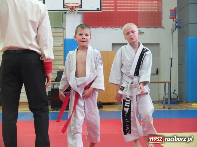 Zdjęcie w galerii na portalu naszraciborz.pl: Najmłodsi raciborzanie na katowickich matach  wiadomości z regionu