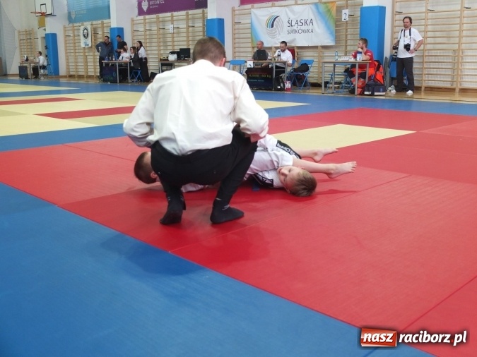 Zdjęcie w galerii na portalu naszraciborz.pl: Najmłodsi raciborzanie na katowickich matach  wiadomości z regionu