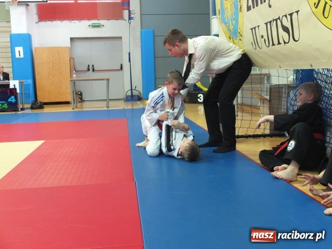 Zdjęcie w galerii na portalu naszraciborz.pl: Najmłodsi raciborzanie na katowickich matach  wiadomości z regionu