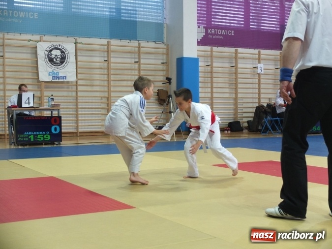 Zdjęcie w galerii na portalu naszraciborz.pl: Najmłodsi raciborzanie na katowickich matach  wiadomości z regionu