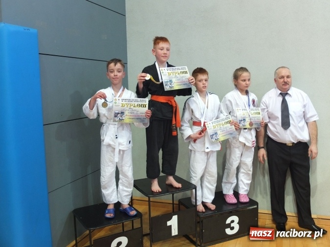 Zdjęcie w galerii na portalu naszraciborz.pl: Najmłodsi raciborzanie na katowickich matach  wiadomości z regionu