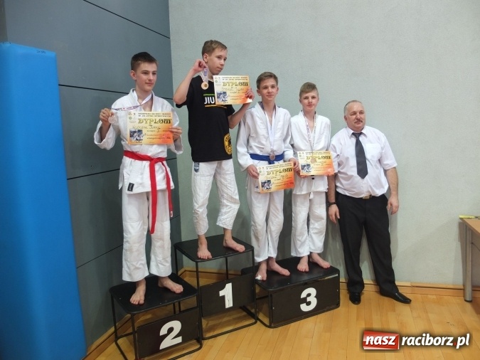 Zdjęcie w galerii na portalu naszraciborz.pl: Najmłodsi raciborzanie na katowickich matach  wiadomości z regionu