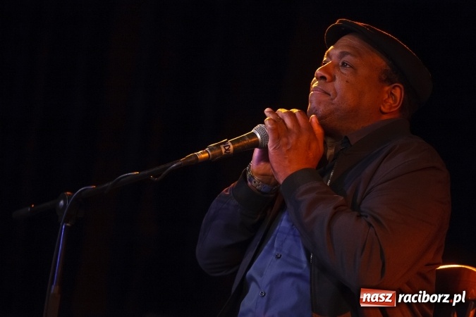 Zdjęcie w galerii na portalu naszraciborz.pl: Blues na poziomie zabrzmiał w Domu Kultury Strzecha  wiadomości z regionu