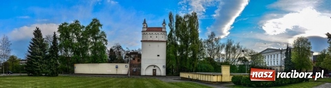 Zdjęcie w galerii na portalu naszraciborz.pl: Wiosenne przebłyski w Raciborzu  wiadomości z regionu