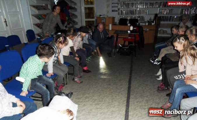 Zdjęcie w galerii na portalu naszraciborz.pl: Spotkanie z Detektywem Pozytywką, czyli nocka dla przedszkolaków w bibliotece w Markowicach wiadomości z regionu