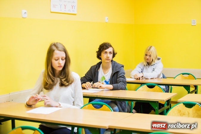 Zdjęcie w galerii na portalu naszraciborz.pl: XI Powiatowy Konkurs Ekologiczny i śniadanie ekologiczne w II LO wiadomości z regionu