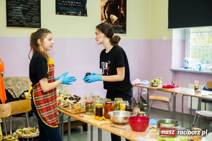 Zdjęcie w galerii na portalu naszraciborz.pl: XI Powiatowy Konkurs Ekologiczny i śniadanie ekologiczne w II LO wiadomości z regionu