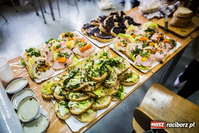 Zdjęcie w galerii na portalu naszraciborz.pl: XI Powiatowy Konkurs Ekologiczny i śniadanie ekologiczne w II LO wiadomości z regionu